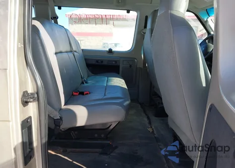 2011 Ford E-350 Super Duty Xl из США, поврежденный, VIN 1FBSS3BL1BDA35142